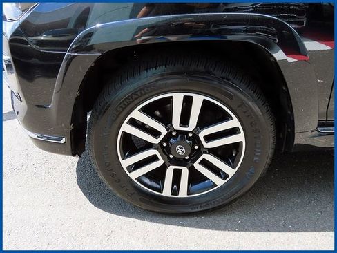 Used 2019 Toyota 4Runner Limited image 4