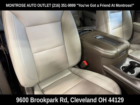 Used 2022 Chevrolet Tahoe Z71 w/ Z71 Off-Road Package AWD/4WD image 48