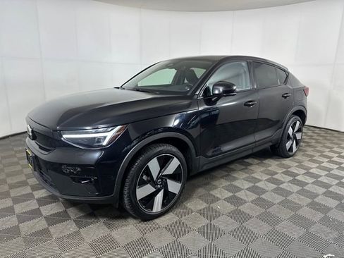 Used 2023 Volvo C40 P8 Recharge Ultimate image 7