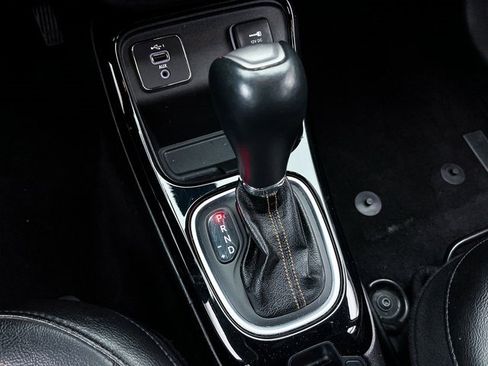 Used 2019 Jeep Compass Limited image 25