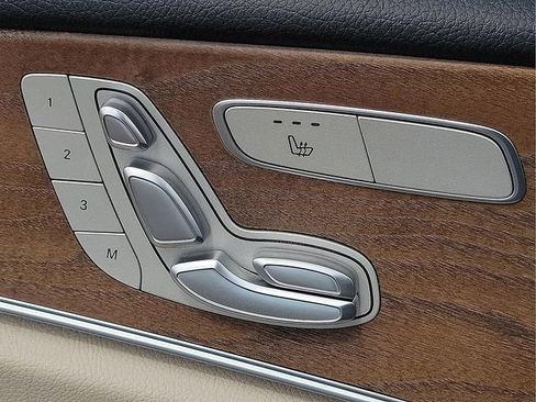 Used 2023 Mercedes-Benz E 350 Sedan image 19