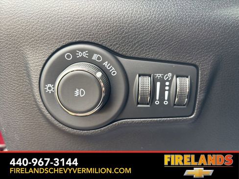 Used 2022 Jeep Compass Limited image 16