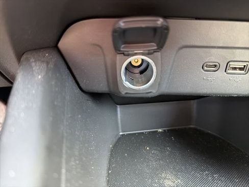 Used 2024 Chevrolet Trax RS image 26