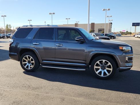 Used 2018 Toyota 4Runner Limited image 8