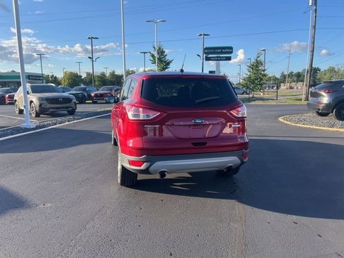 Used 2014 Ford Escape SE image 10