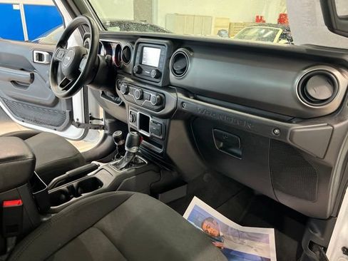 Used 2020 Jeep Wrangler Unlimited Sport AWD/4WD image 23
