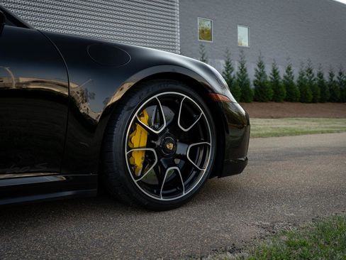 Used 2024 Porsche 911 Turbo S AWD/4WD image 33