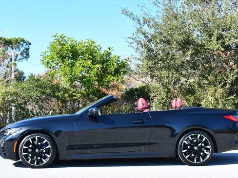 Used 2025 BMW 430i Convertible w/ M Sport Package image 3