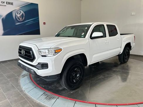 Certified 2023 Toyota Tacoma SR AWD/4WD image 3