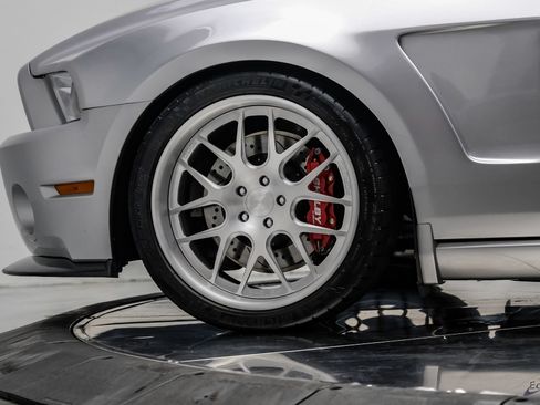Used 2012 Ford Mustang Shelby GT500 w/ SVT Performance Pkg RWD image 94
