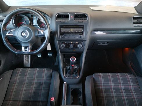 Used 2013 Volkswagen GTI 4-Door FWD image 17
