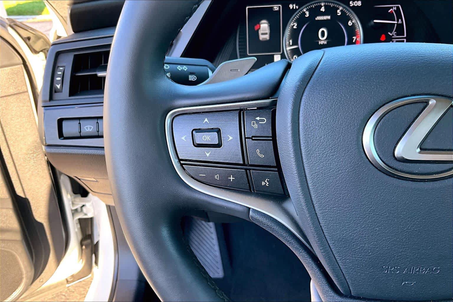 Certified 2024 Lexus ES 350 w/ Premium Package FWD image 22