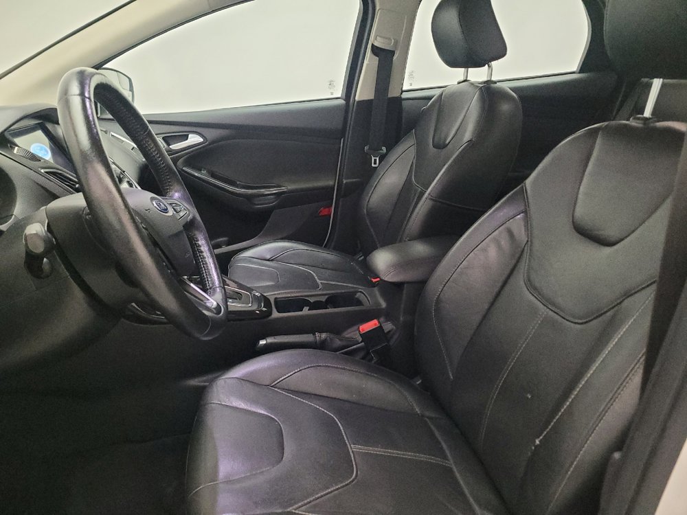 Used 2018 Ford Focus Titanium FWD image 17