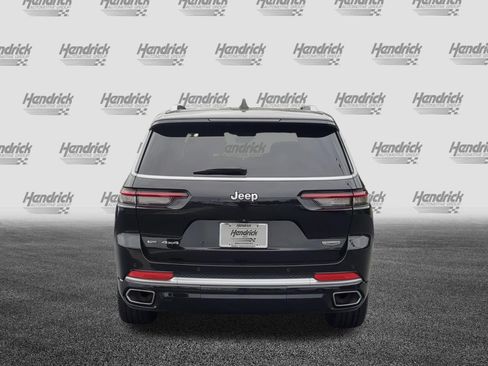 Used 2022 Jeep Grand Cherokee L Summit w/ Luxury Tech Group V AWD/4WD image 9