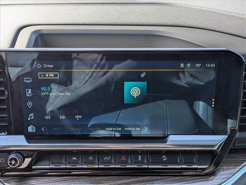 Used 2023 Chevrolet Silverado 1500 LT Trail Boss w/ Convenience Package II image 12