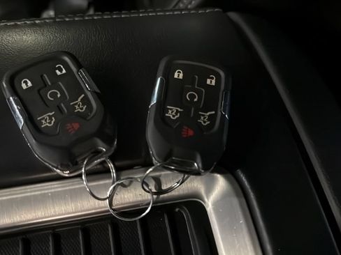 Used 2019 GMC Yukon XL Denali AWD/4WD image 37