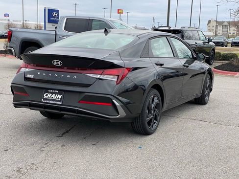 New 2026 Hyundai Elantra Sport FWD image 7