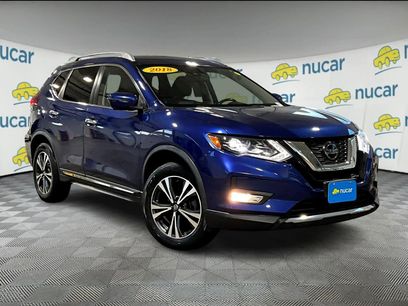 Used 2018 Nissan Rogue SL w/ Premium Package