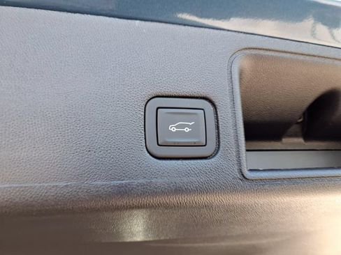 Used 2024 GMC Terrain SLE w/ Driver Convenience Package AWD/4WD image 73