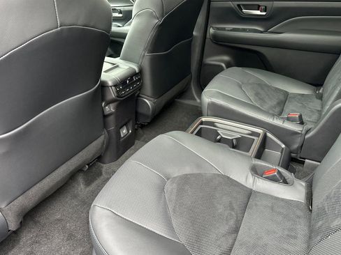 New 2026 Toyota Grand Highlander AWD Hybrid image 13
