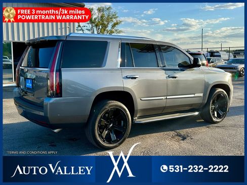 Used 2020 Cadillac Escalade Luxury AWD/4WD image 7