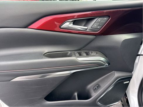 Used 2024 Chevrolet Traverse RS w/ LPO, Floor Liner Package image 12