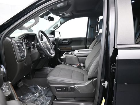 Used 2021 Chevrolet Silverado 1500 LT image 11