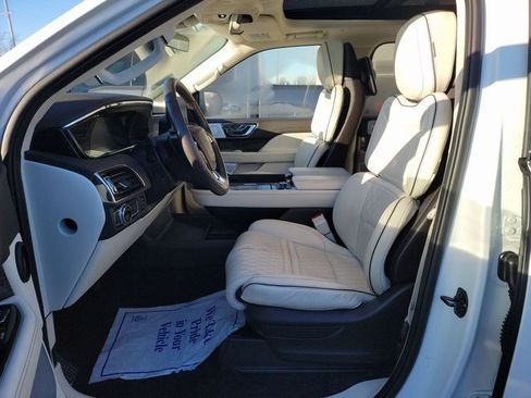 Used 2021 Lincoln Navigator Black Label w/ Cargo Convenience Package image 3