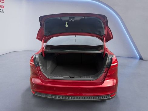 Used 2015 Ford Focus SE w/ Reverse Sensing Package image 19