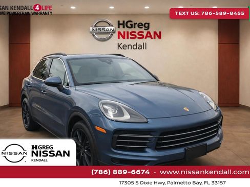 Used 2019 Porsche Cayenne AWD/4WD image 1