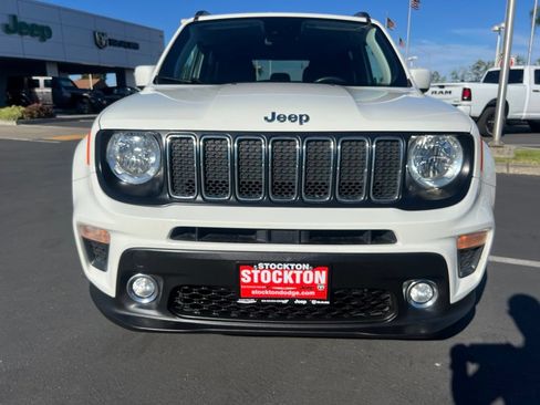Used 2021 Jeep Renegade Latitude AWD/4WD image 8