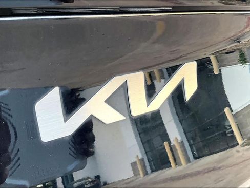 Used 2023 Kia Sportage X-Line w/ X-Line Premium Package AWD/4WD image 10