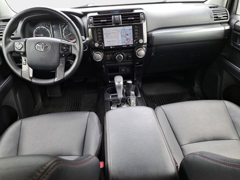 Used 2022 Toyota 4Runner TRD Off-Road Premium AWD/4WD image 9