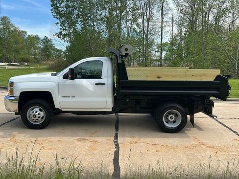 Used 2015 Chevrolet Silverado 3500 W/T w/ WT Convenience Package AWD/4WD image 10
