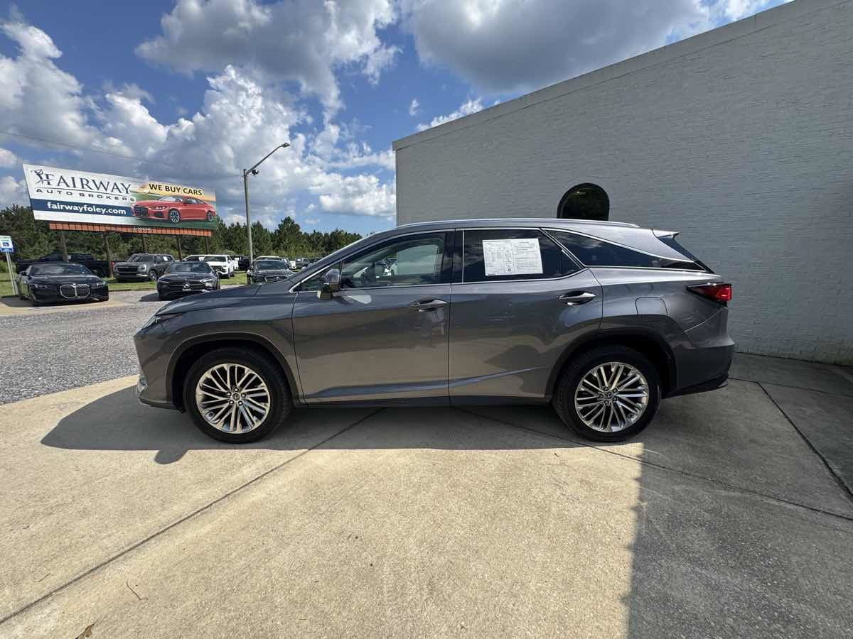 Used 2021 Lexus RX 350L Luxury w/ Accessory Package FWD image 2