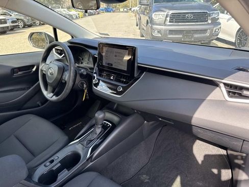 Certified 2024 Toyota Corolla LE image 17