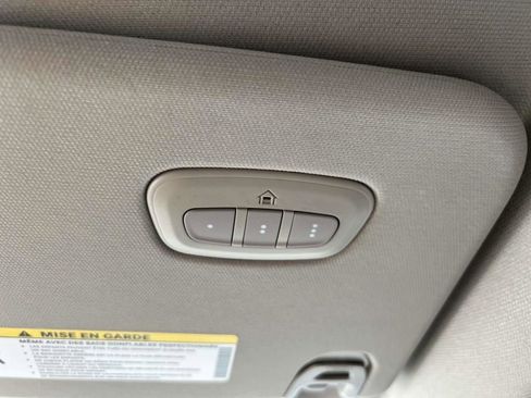 Certified 2022 RAM 1500 Laramie image 32