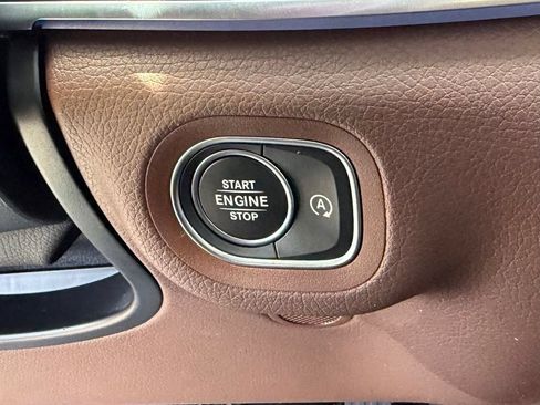 Certified 2025 Mercedes-Benz GLE 350 4MATIC image 25