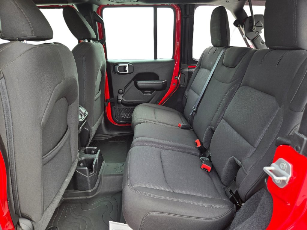 Used 2023 Jeep Wrangler Unlimited Sport AWD/4WD image 17