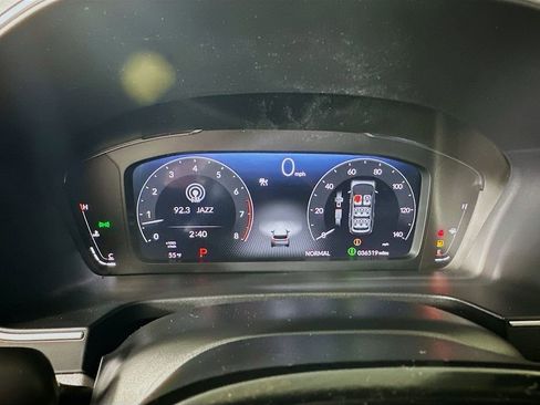 Certified 2025 Honda Pilot Elite image 12