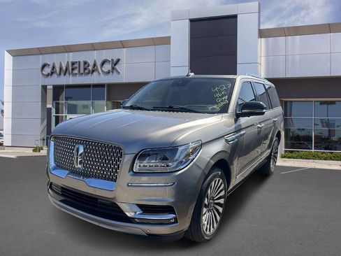 Used 2020 Lincoln Navigator Reserve w/ Luxury Package AWD/4WD image 2