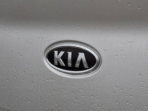 Used 2012 Kia Forte Koup EX image 30