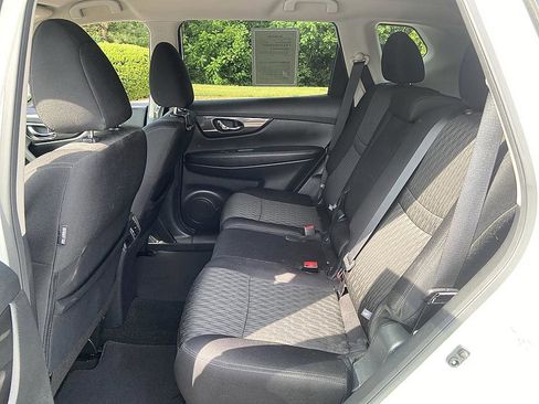 Used 2020 Nissan Rogue S w/ Special Edition Package FWD image 12