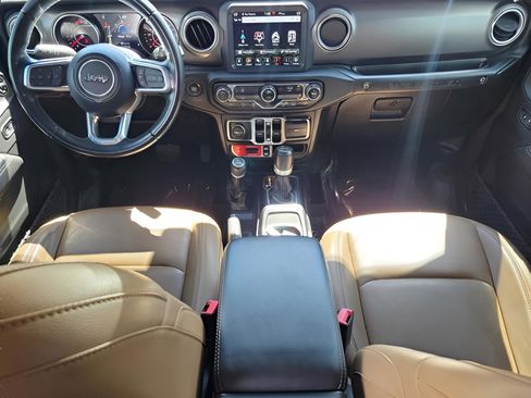 Used 2021 Jeep Wrangler Unlimited Rubicon image 9