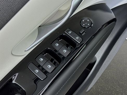 Certified 2023 Hyundai Tucson Limited w/ Cargo Package image 20