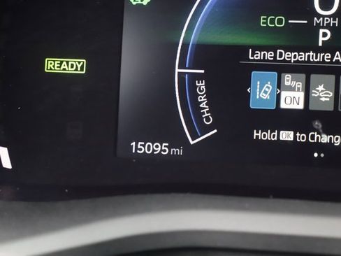 Used 2025 Toyota Camry LE image 22