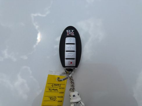 Used 2010 Nissan GT-R Premium AWD/4WD image 29