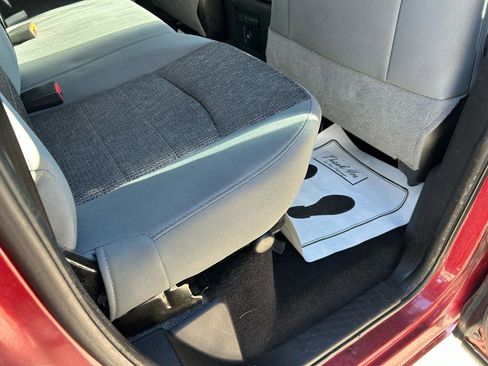 Used 2013 RAM 1500 Big Horn image 11