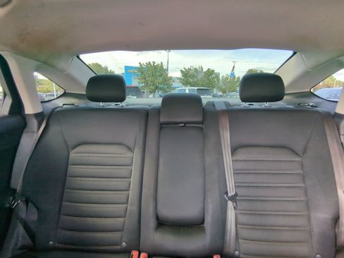 Used 2014 Ford Fusion SE FWD image 21