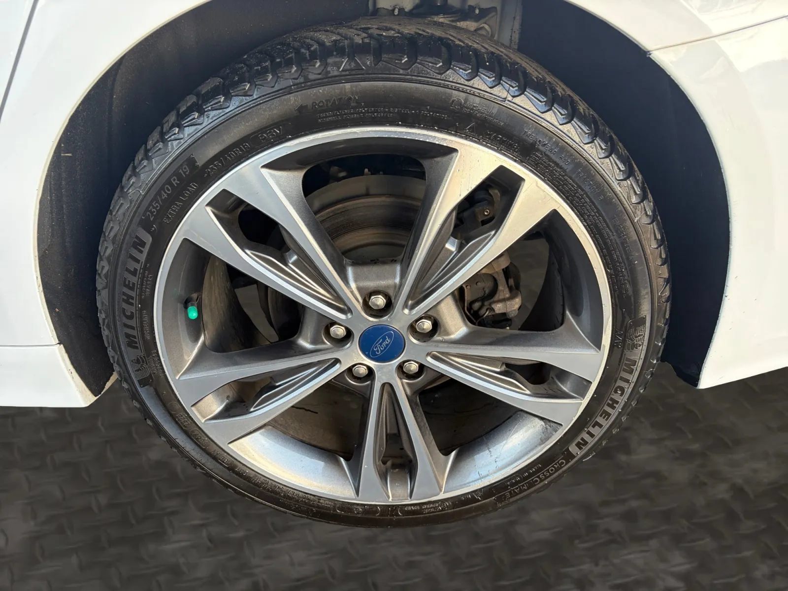 Used 2020 Ford Fusion Titanium AWD/4WD image 43